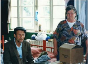 1992 | Former Yugoslavia - Man and woman packing boxes of clothes